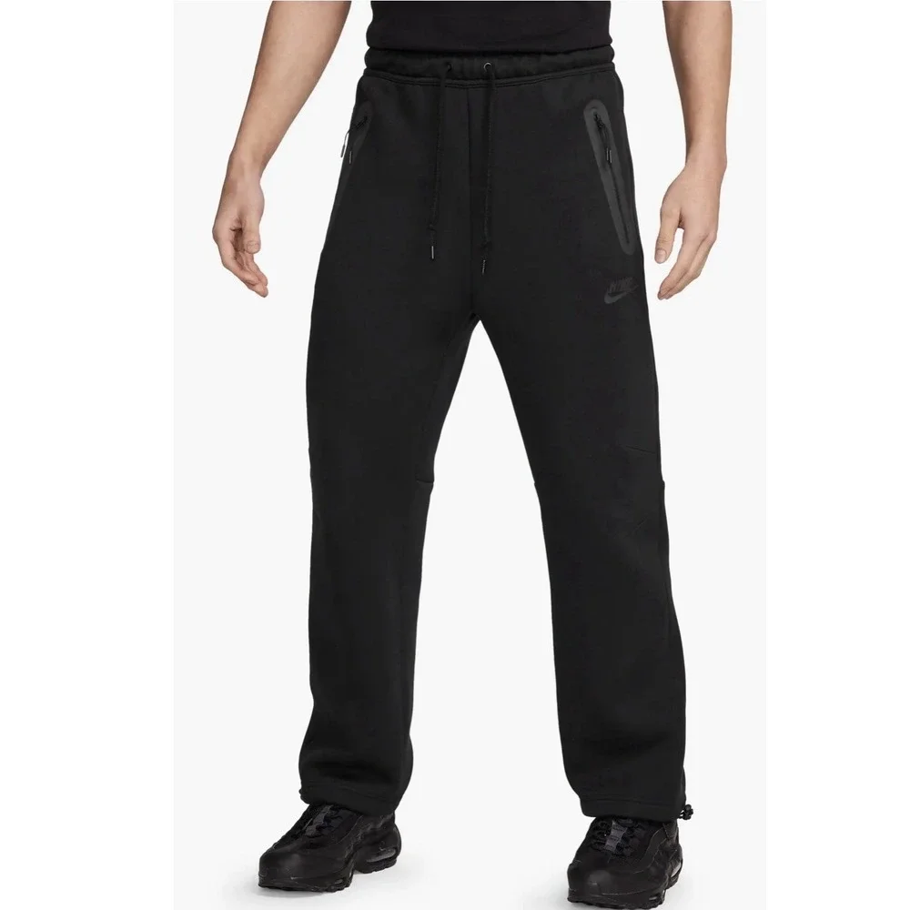Nike sportswear tech